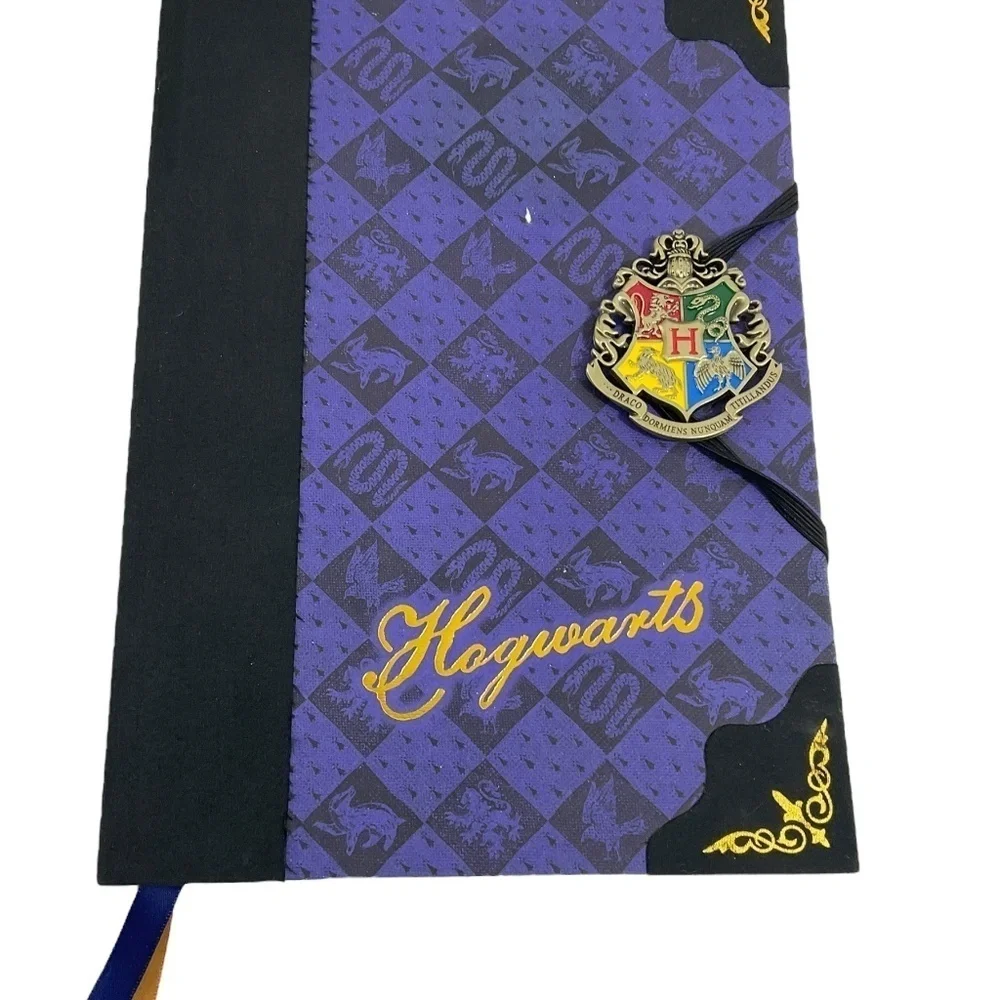 Harry Potter Hogwarts Warner Bros Lined Paper Journal with Die-Cast Metal Crest
